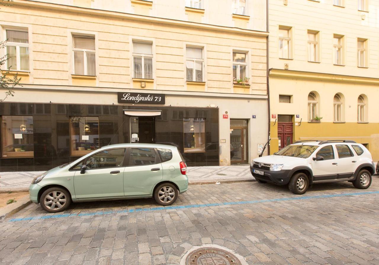 Premier Apartments Near The Museum Praga Exterior foto